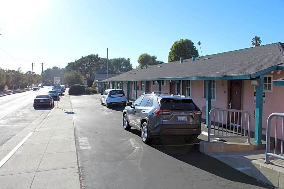 Riverside Inn & Suites Santa Cruz