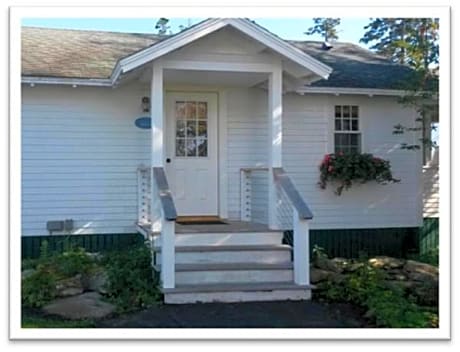 One-Bedroom Cottage