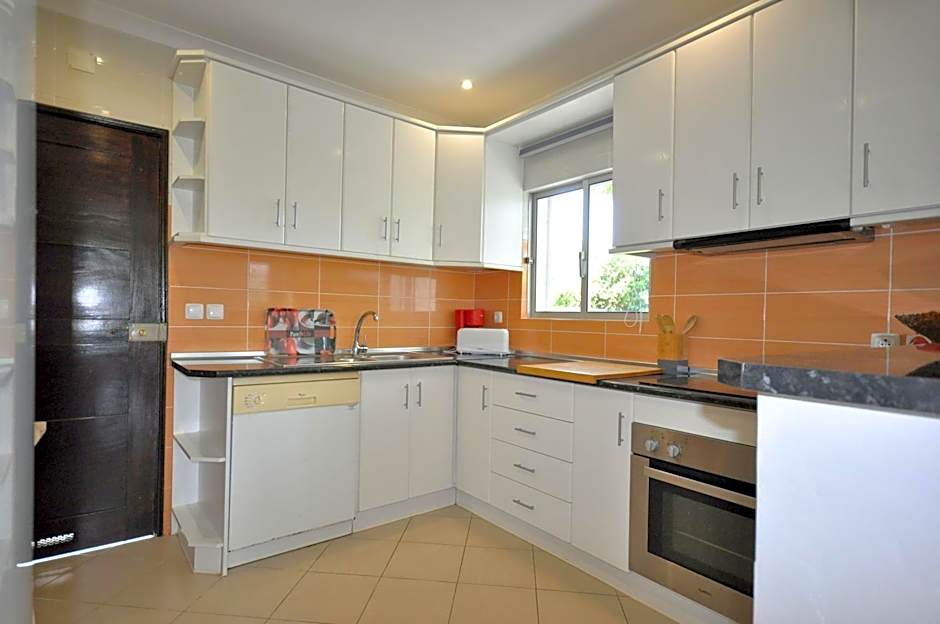 Delightful single-storey villa, private pool, free air conditioning and wifi