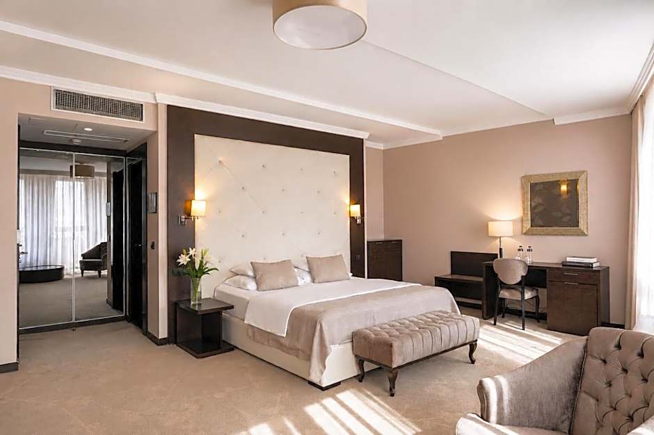 Hotel Constantine the Great