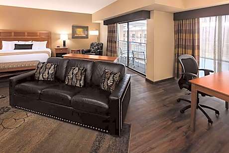 Wyndham Bloomington - Mall of America