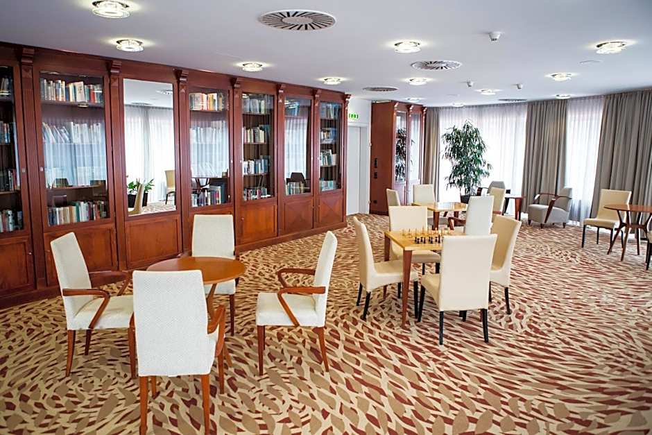 Lotus Therme Hotel & Spa