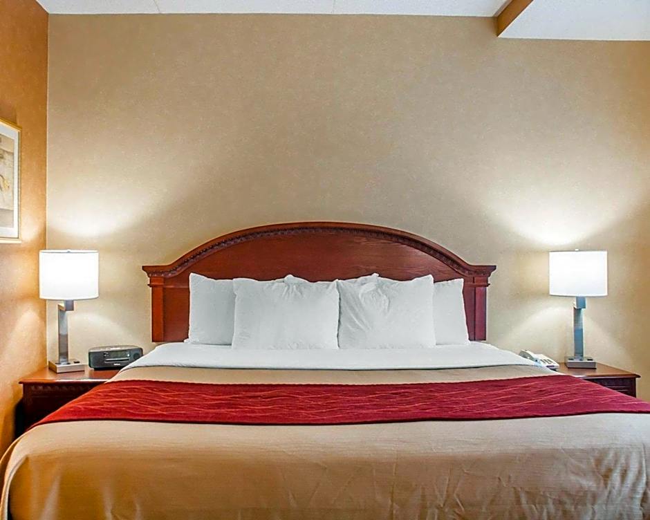 Quality Inn Near Walden Galleria Mall