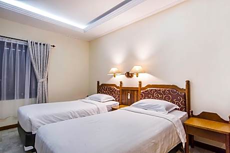 1st Floor Deluxe Twin Room