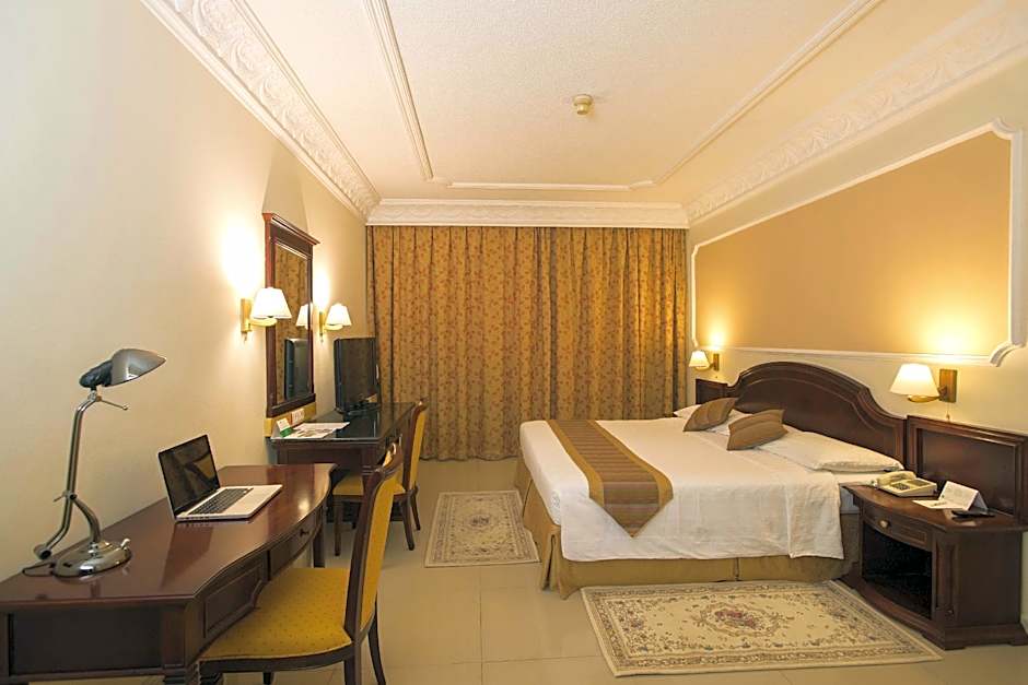 Hotel Muscat Holiday