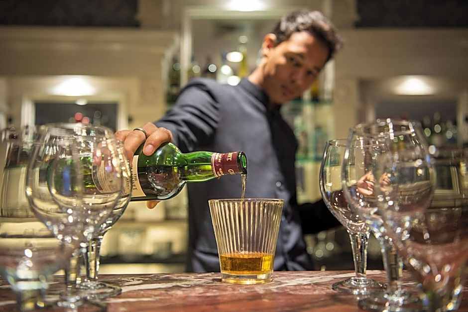 Sarovar Portico  Surajkund Faridabad