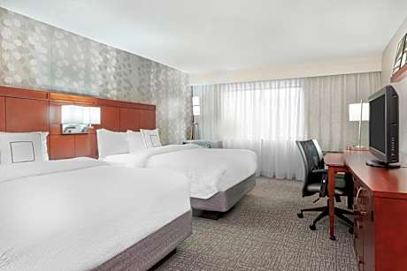 Guest Room with Two Double Beds - Accessible