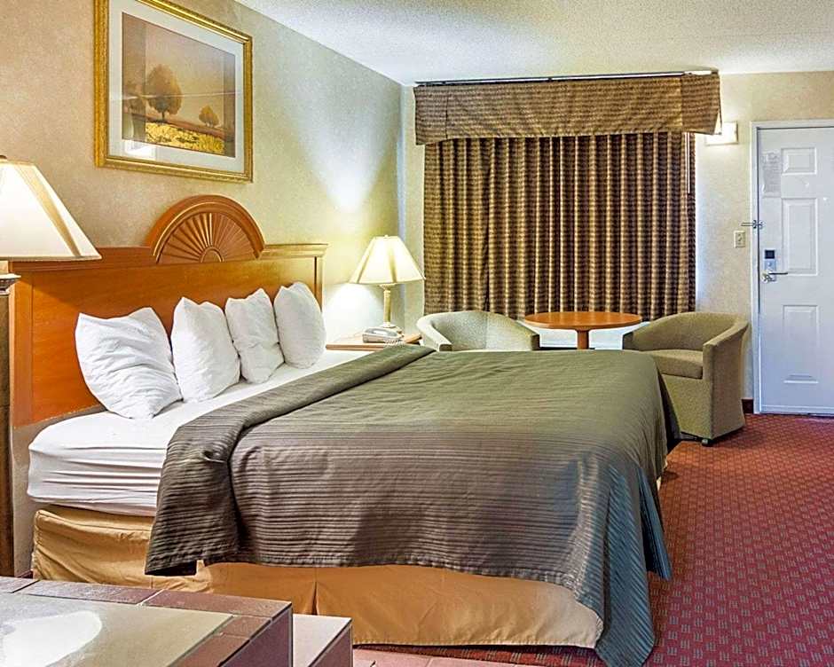 Quality Inn Petersburg Near Fort Gregg-Adams