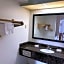 Quality Inn & Suites Decatur Priceville I-65