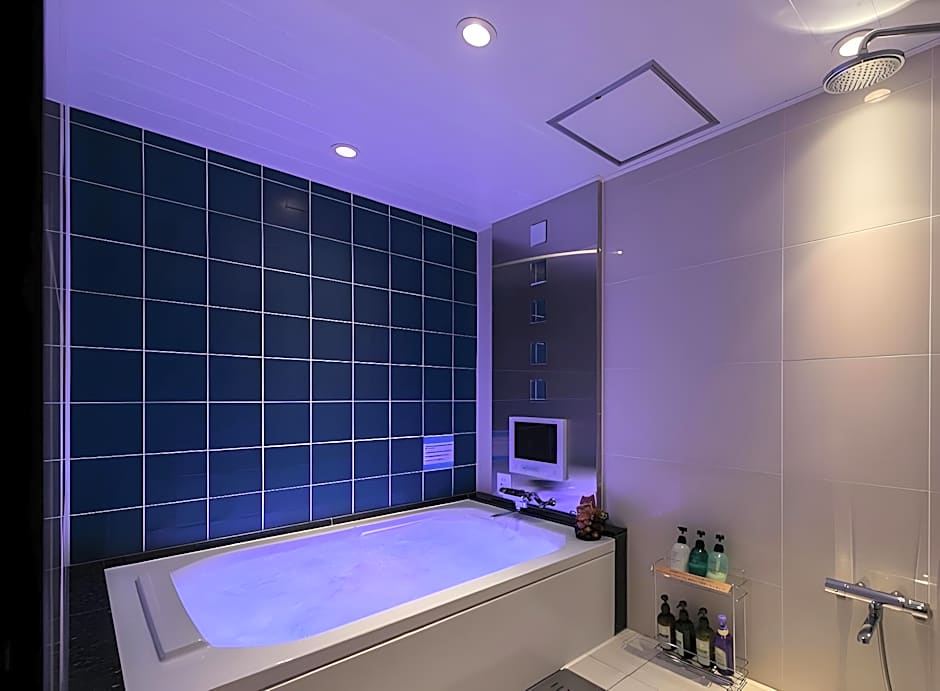 Restay Yashio - Adult Only