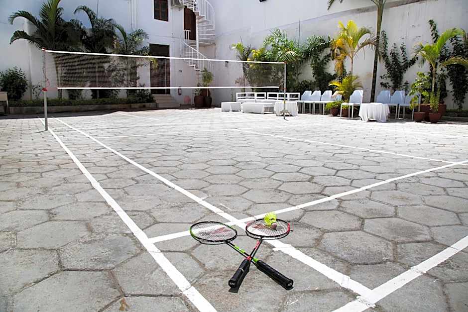 Maru Maru Hotel
