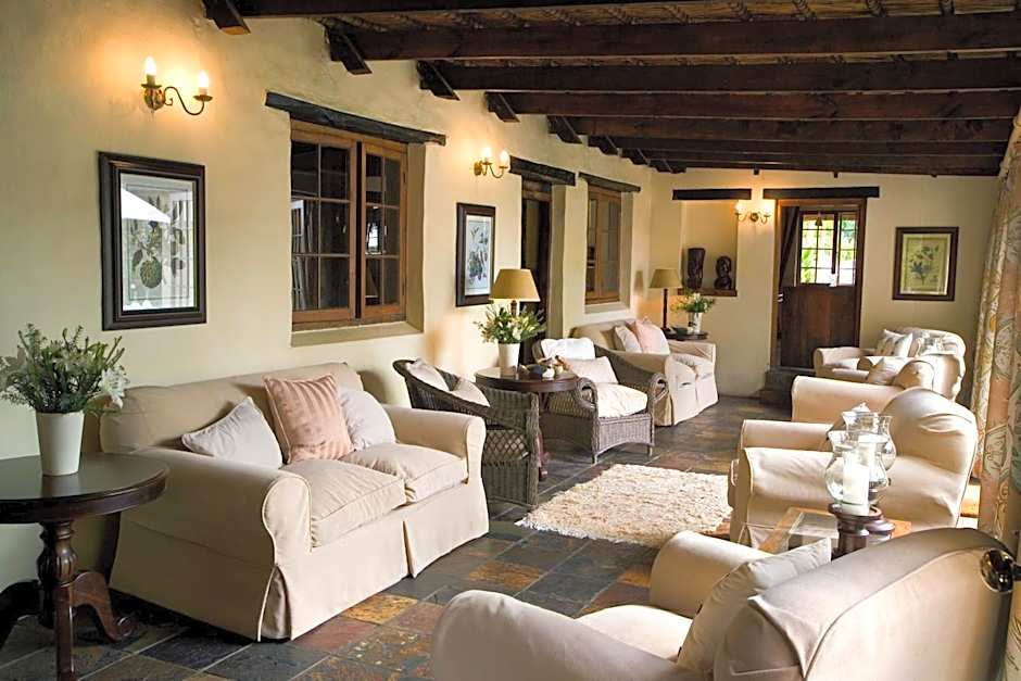 Hunters Country House