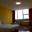 7 Days Inn Yunfu Bus Terminal Yihua International Plaza