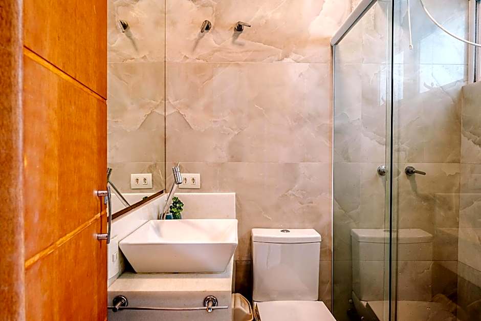 Casa na costeira com vista para o mar