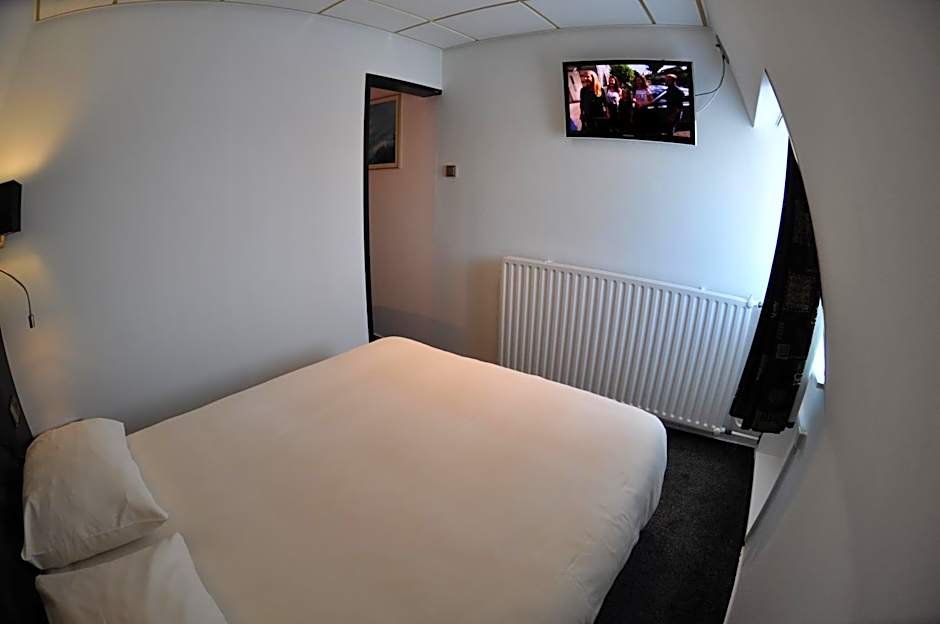 Budget Hotel Le Beau Rivage