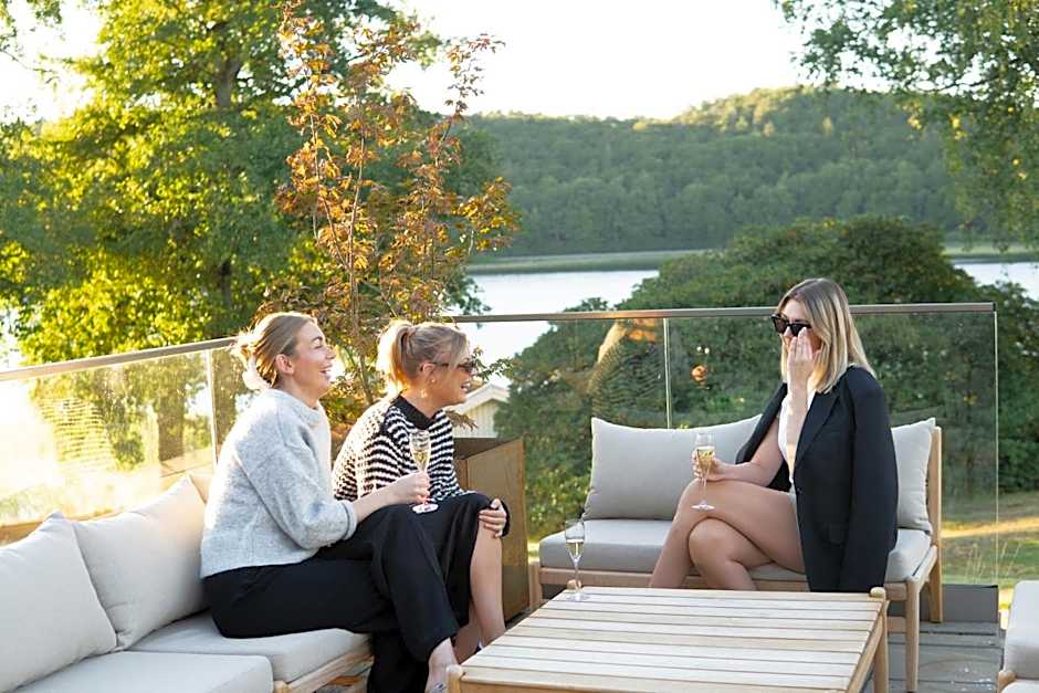 Hällsnäs Hotell & Restaurang