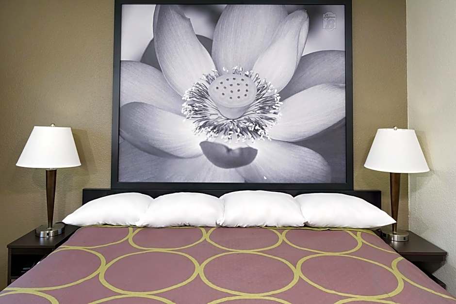 Super 8 by Wyndham Florence