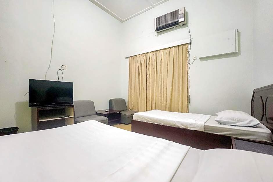 RedDoorz Syariah Near Pelabuhan Sri Bintan Pura Tanjungpinang