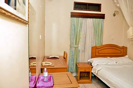 Single Room with Bathroom