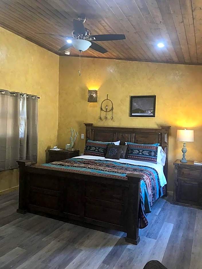 Paisano Village RV Park & Inn