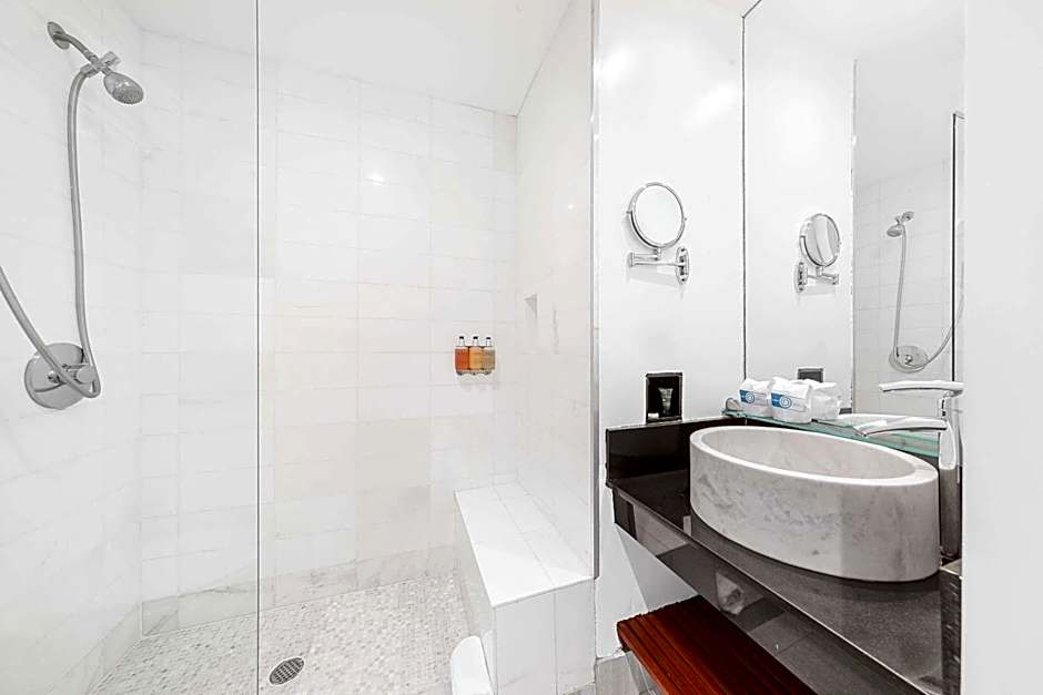 The O Hotel, Trademark Collection by Wyndham