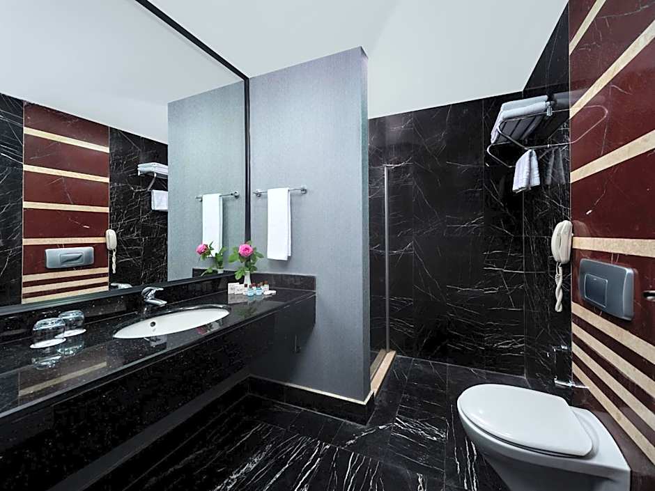 Siam Elegance Hotel & Spa