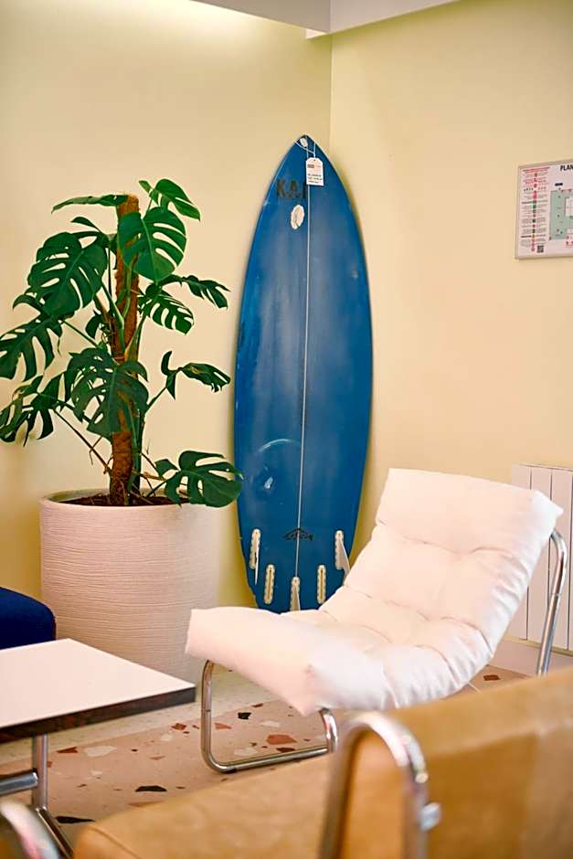 Greet Hotel Versailles - Voisins Le Bretonneux