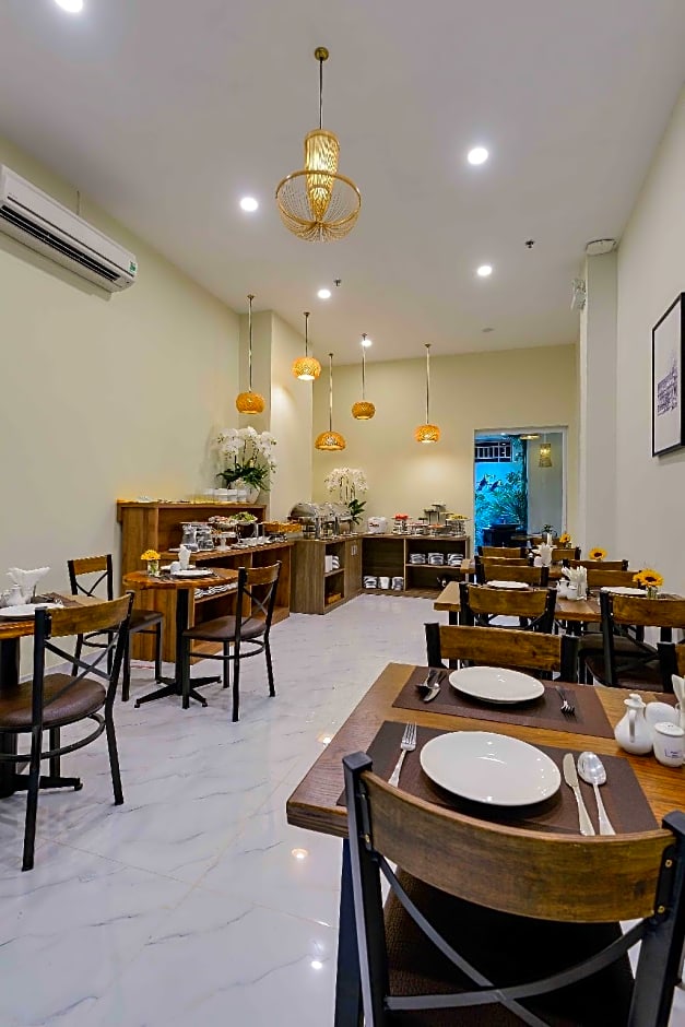 Akoya Saigon Central Hotel