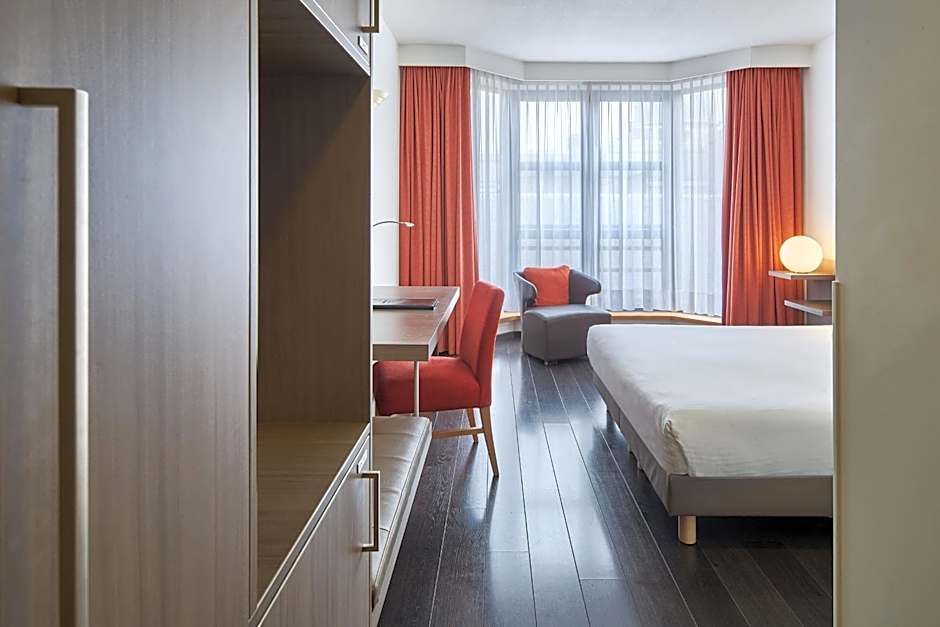 Theater Hotel