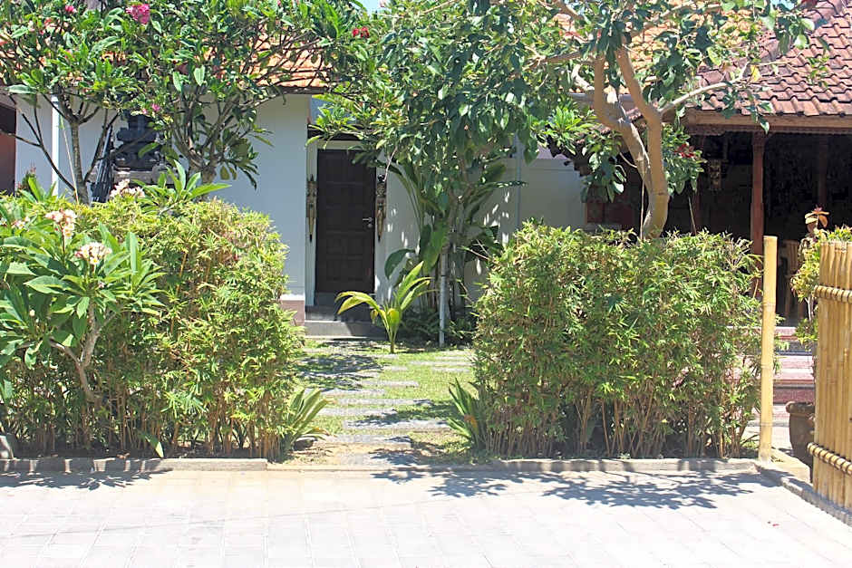 Jukung Villas Kuta