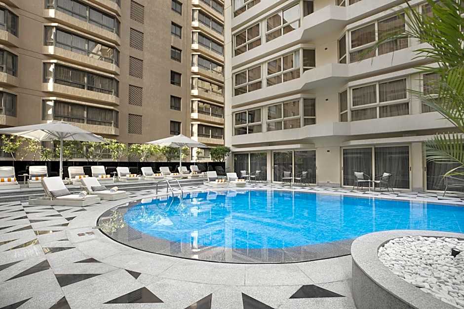 Pyramisa Suites Hotel Cairo