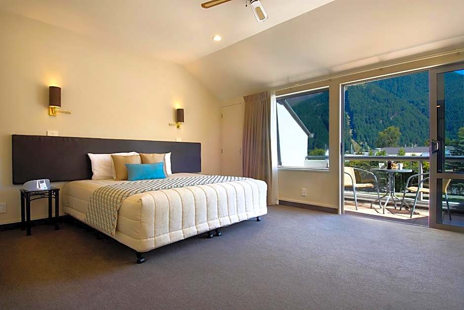 Hurley's of Queenstown