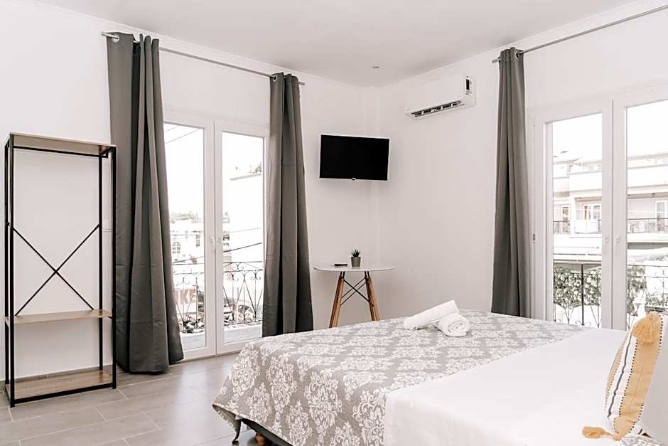 Sea Sailing Apartments