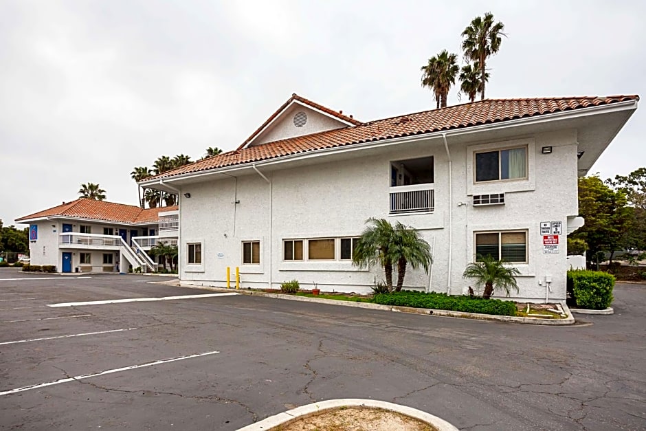 Motel 6-Ventura, CA - Downtown