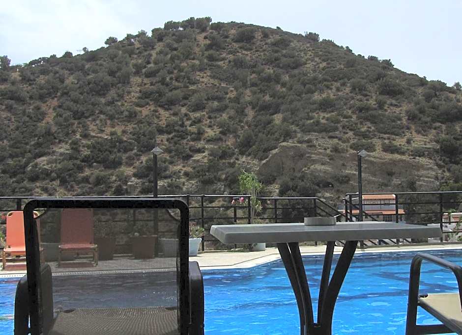 Petra Hotel