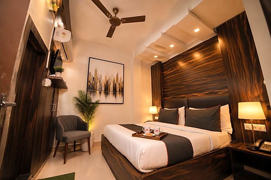 HOTEL UR - Near Prayagraj Junction & High Court