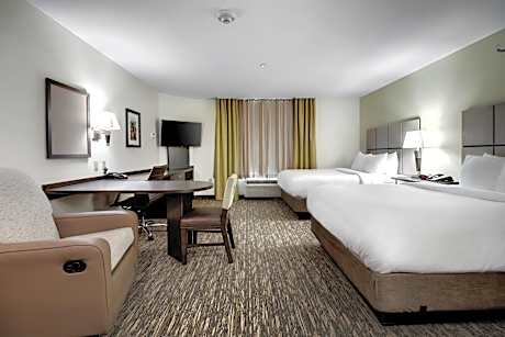 Studio Suite with Two Queen Beds