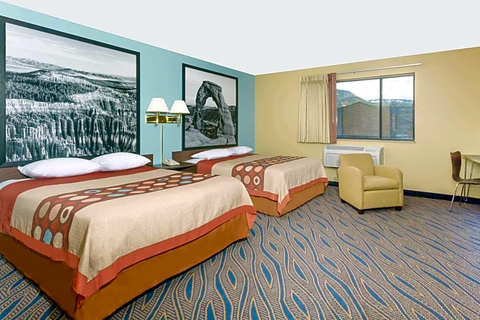 Super 8 by Wyndham Cedar City