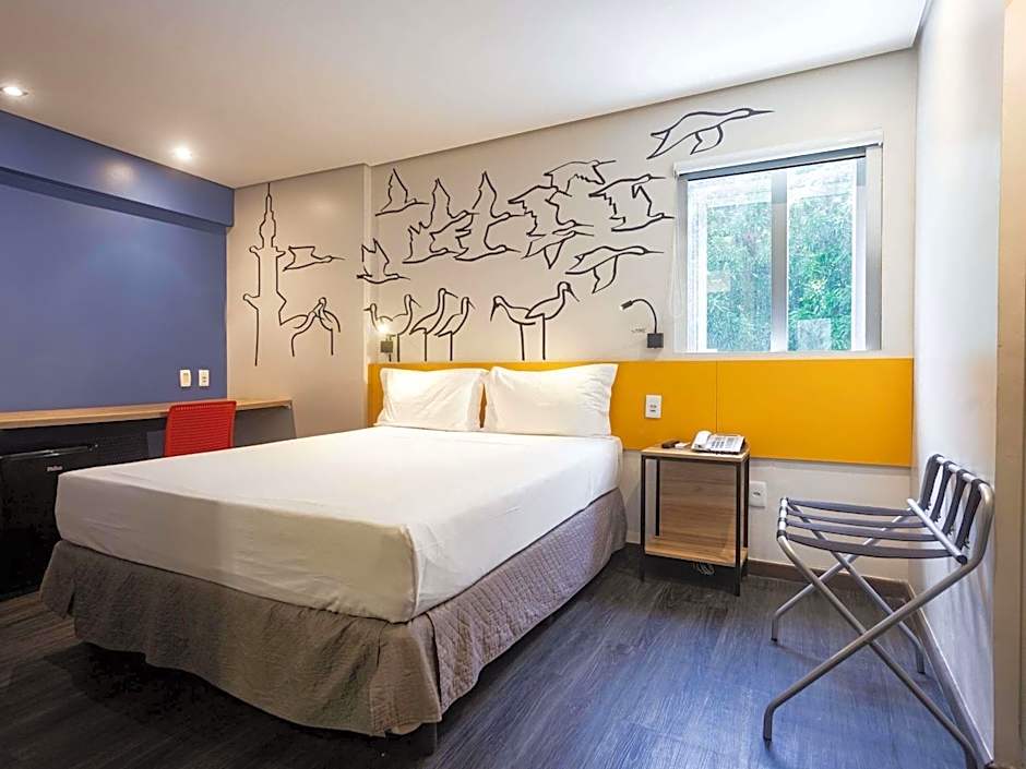 Ibis Styles Belem Nazare