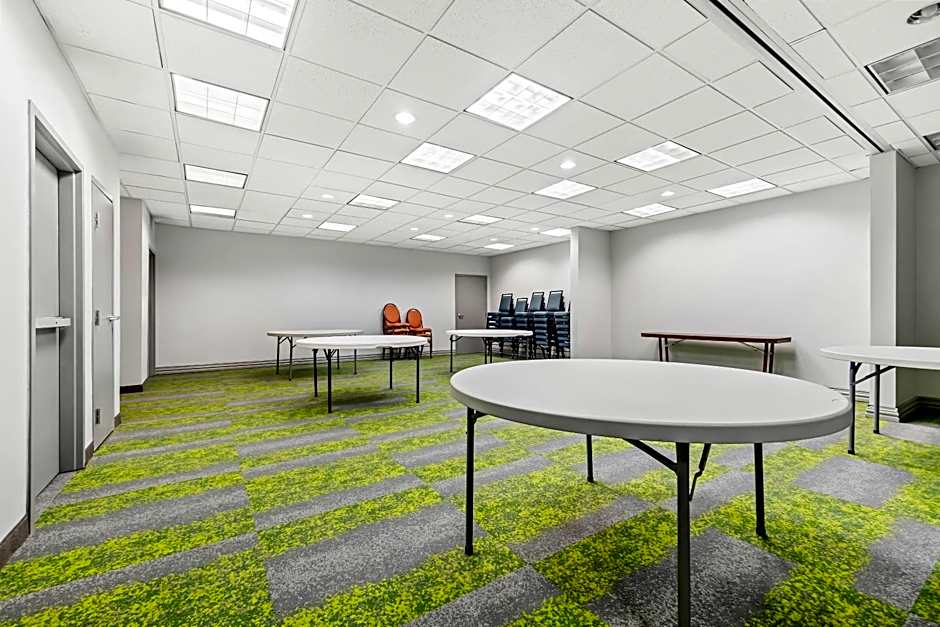 Spark by Hilton Amarillo West Medical Center