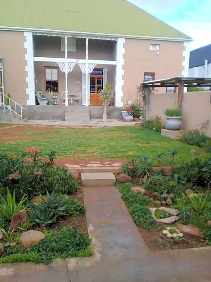 Carmel Villa B&B or Self-Catering