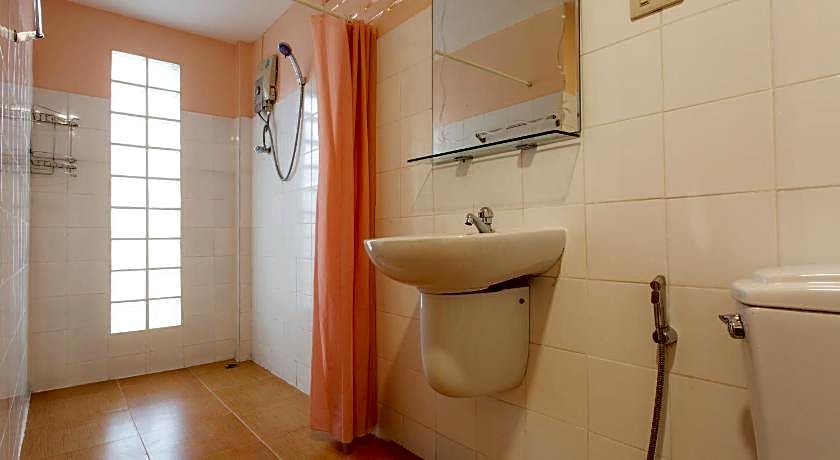 Harry's bungalow & Restaurant