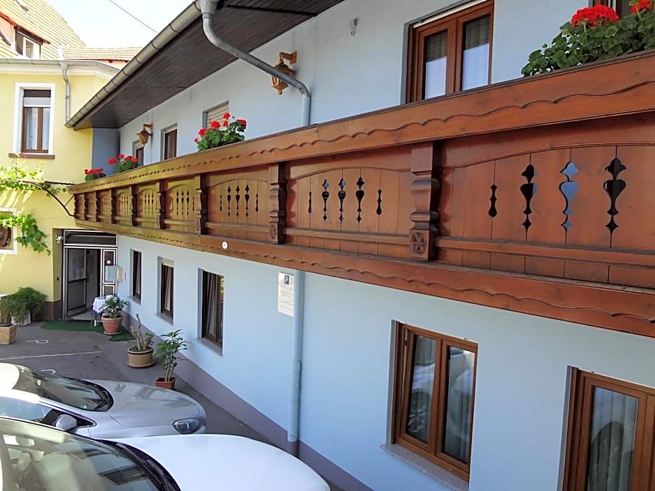 Hotel Rose Heidelberg inklusive Frühstück, Saunanutzung und Parkplätze nach Verfügbarkeit