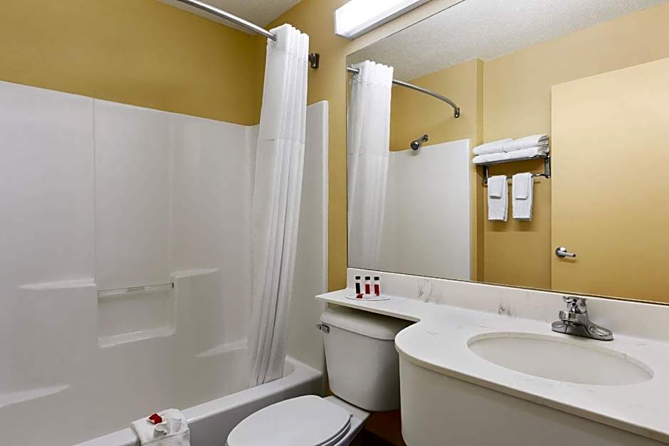 Microtel Inn & Suites by Wyndham Thomasville/High Point/Lexi