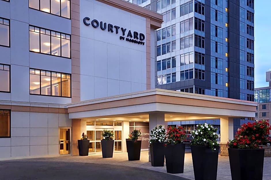Courtyard by Marriott Ottawa Downtown