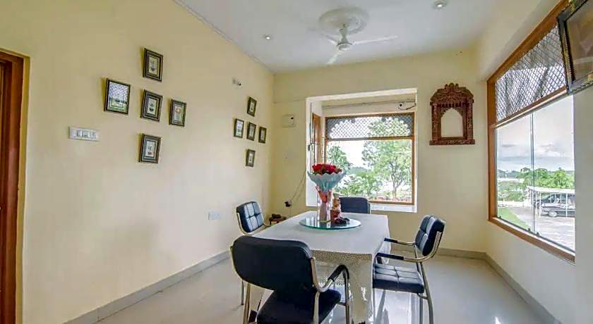 Devendragarh - A Boutique Lake Facing Guest House On Lake Fateh Sagar