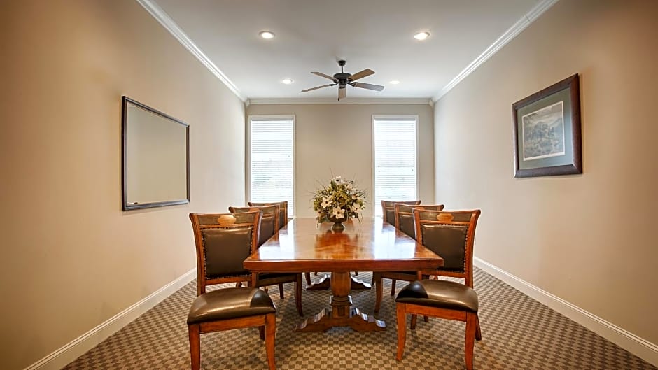 SureStay Hotel Leesville by Best Western