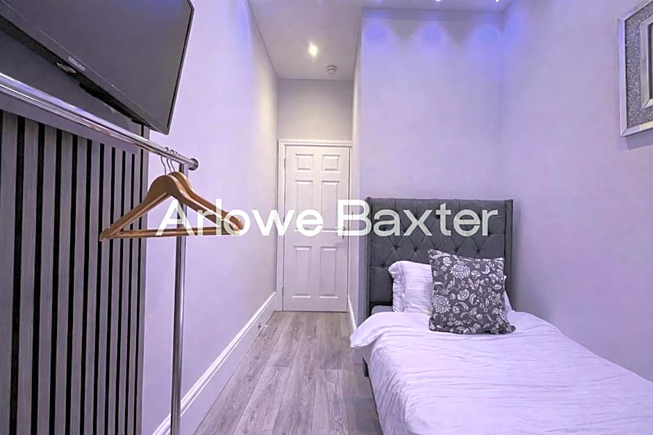 Hackney Suites - En-suite rooms & amenities