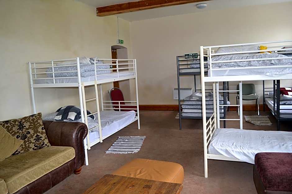 Llanfyllin Workhouse - Y Dolydd