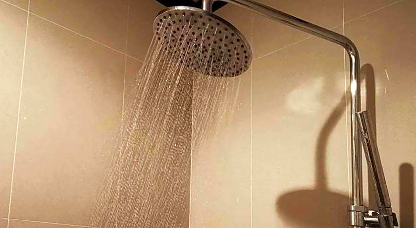 Grand Hill Residence